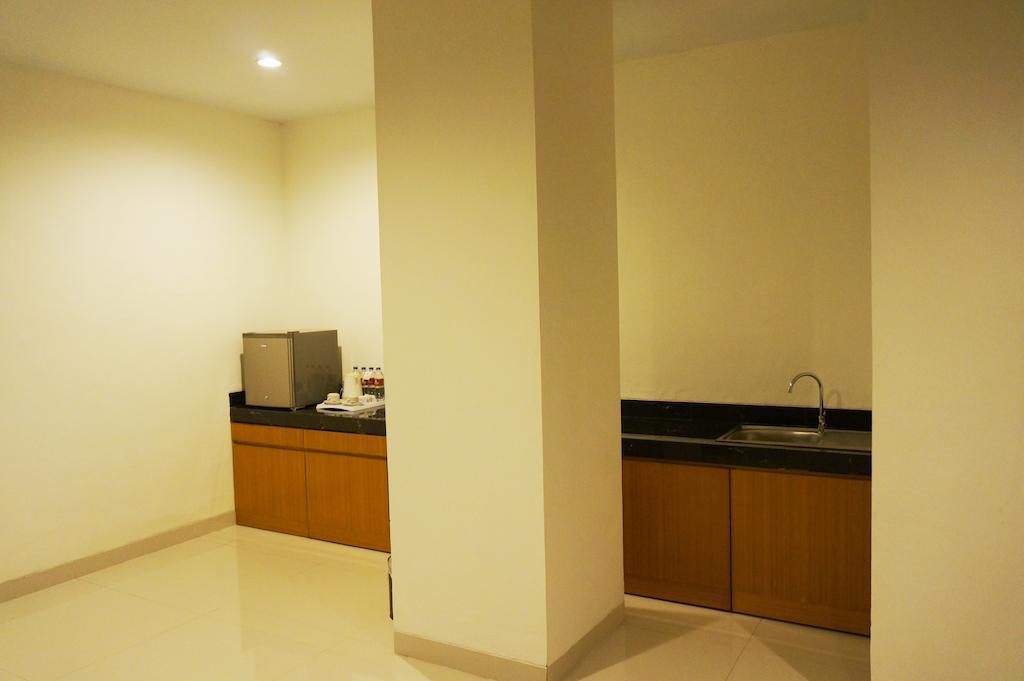 Ameera Hotel Pekanbaru Zewnętrze zdjęcie